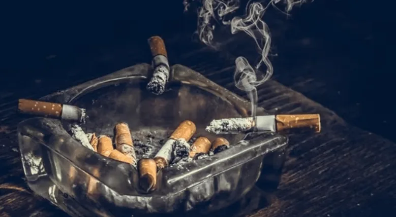 is smoking cigarettes addictive No matter the shape, size or colour, nicotine is addictive and has harmful  effects on a young person's: 🧠 brain development 🙏 wellbeing 🍎 health  Regular use of nicotine also contributes to